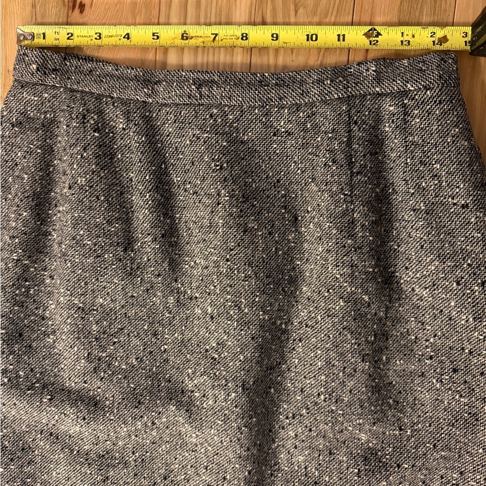 EUC vintage Christian Dior suit 10 - Picture 8 of 11